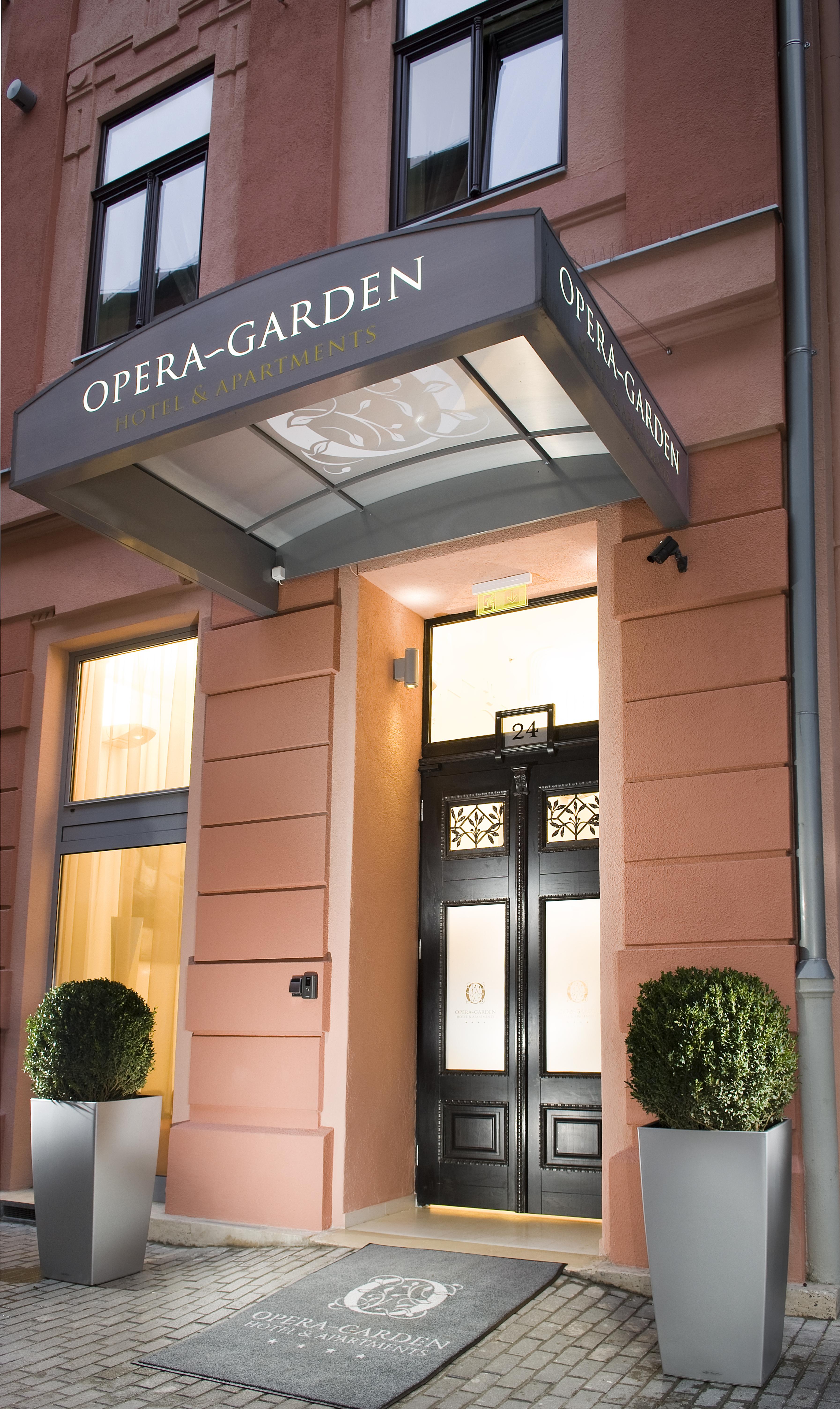 Opera Garden Hotel & Apartments Будапешт Экстерьер фото